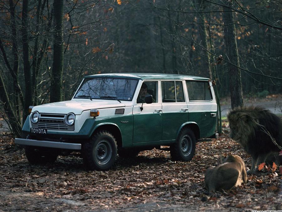  Toyota Land Cruiser 50 (FJ56V-KQ) 1975 года  (NA) (фото 3 из 12)